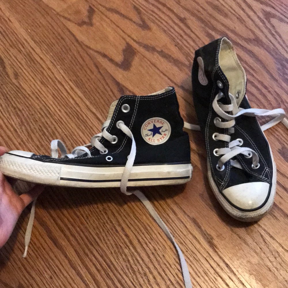 Black converse high tops